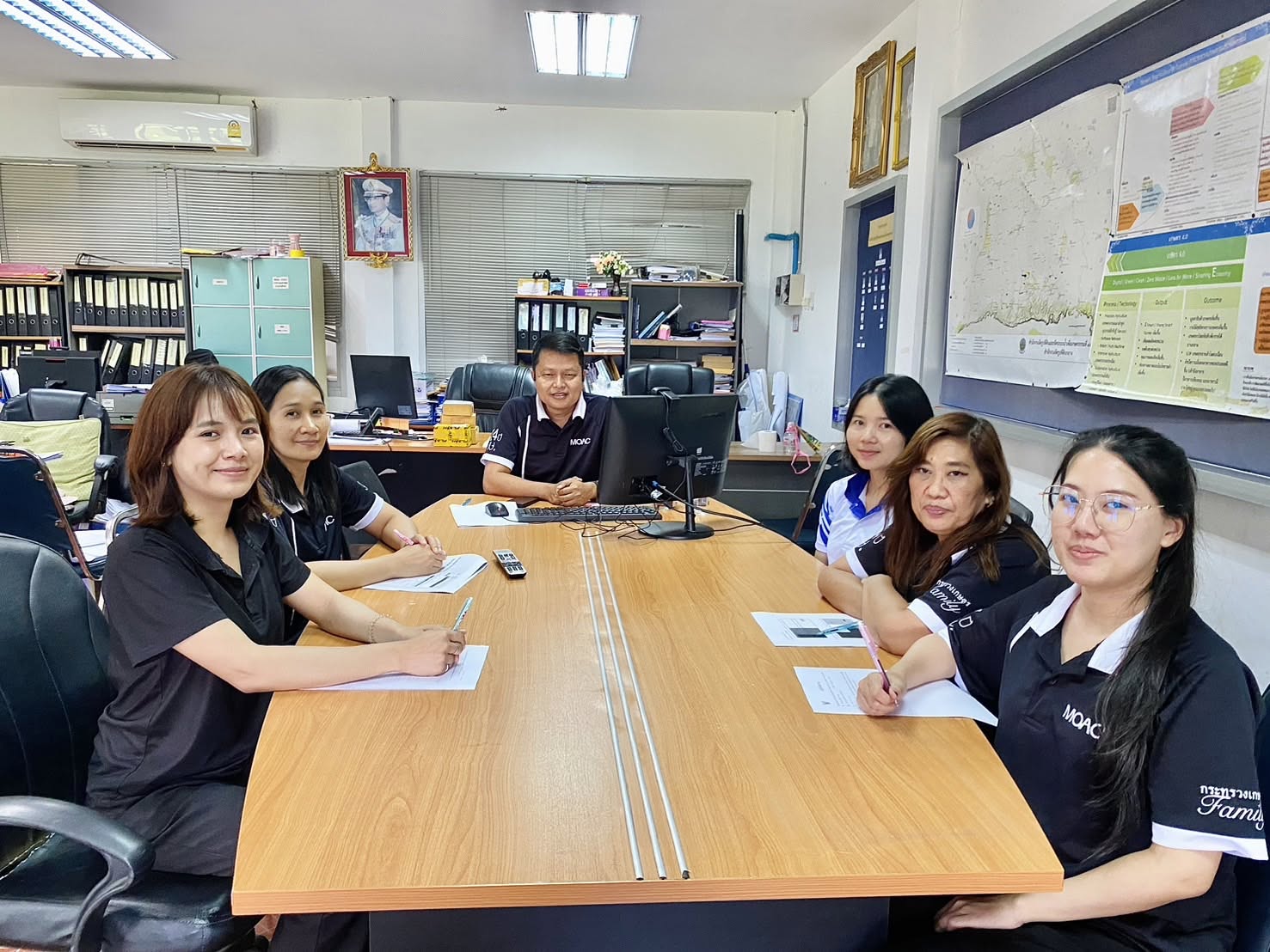 วันพุธที่ 17 มิถุนายน พ.ศ.2569  เข้าร่วมประชุมหารือแนวทางการจัดทำใบสั่งซื้อสั่งจ้าง (Purchasing Order : PO)  และตรวจรับพัสดุอัตโนมัติในระบบ New GFMIS Thai 