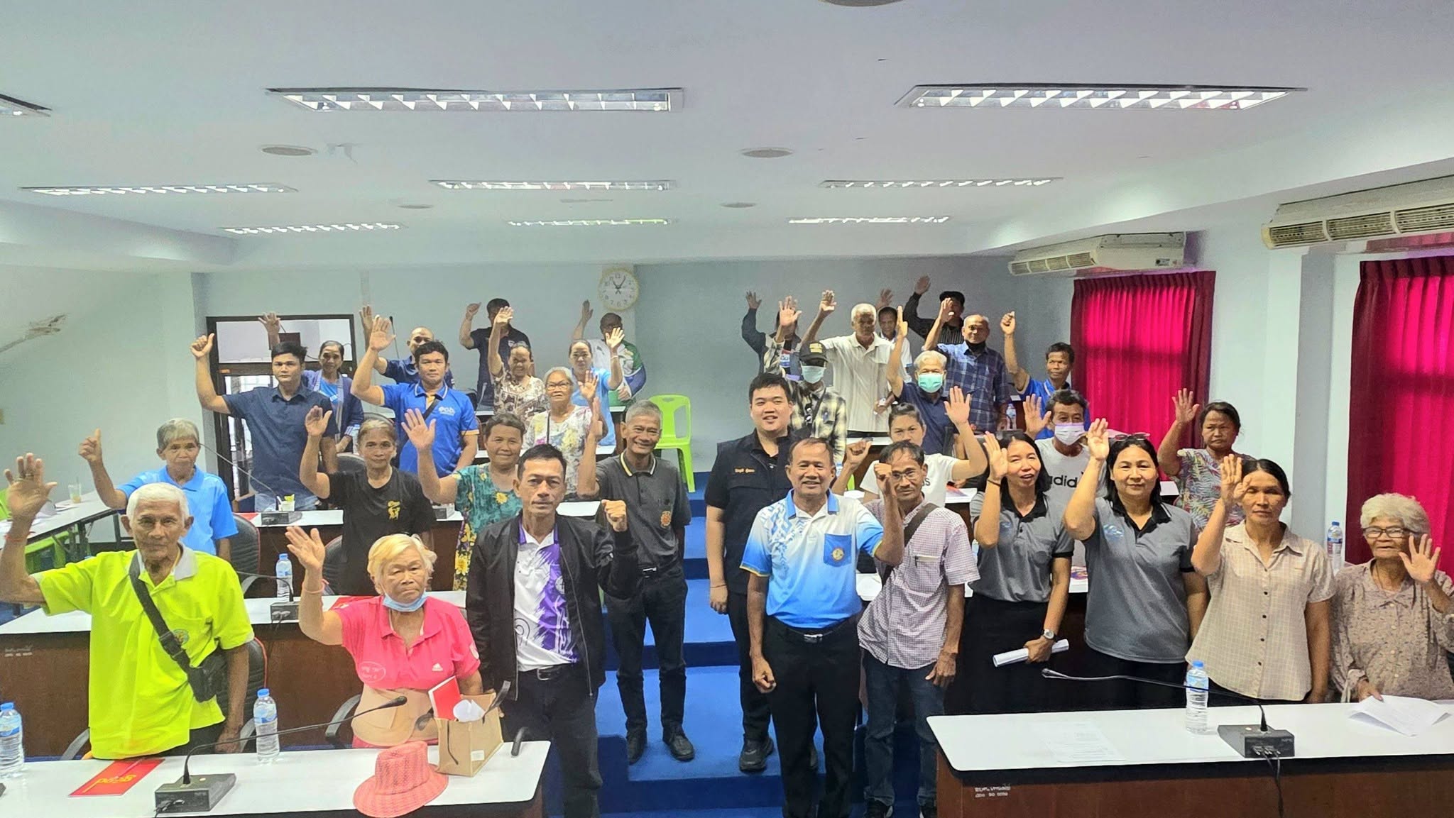 วันพุธที่ 2 กันยายน 2569  จัดโครงการฝึกอบรมเกษตรกรเชิงปฏิบัติการ หลักสูตร เปิดเวทีชุมชนเพื่อร่วมตัดสินใจและลงนามข้อตกลงเบื้องต้น  งานปรับปรุงจัดรูปที่ดินโครงการอ่างเก็บน้ำอำปึล ฝั่งซ้าย ระยะ 1